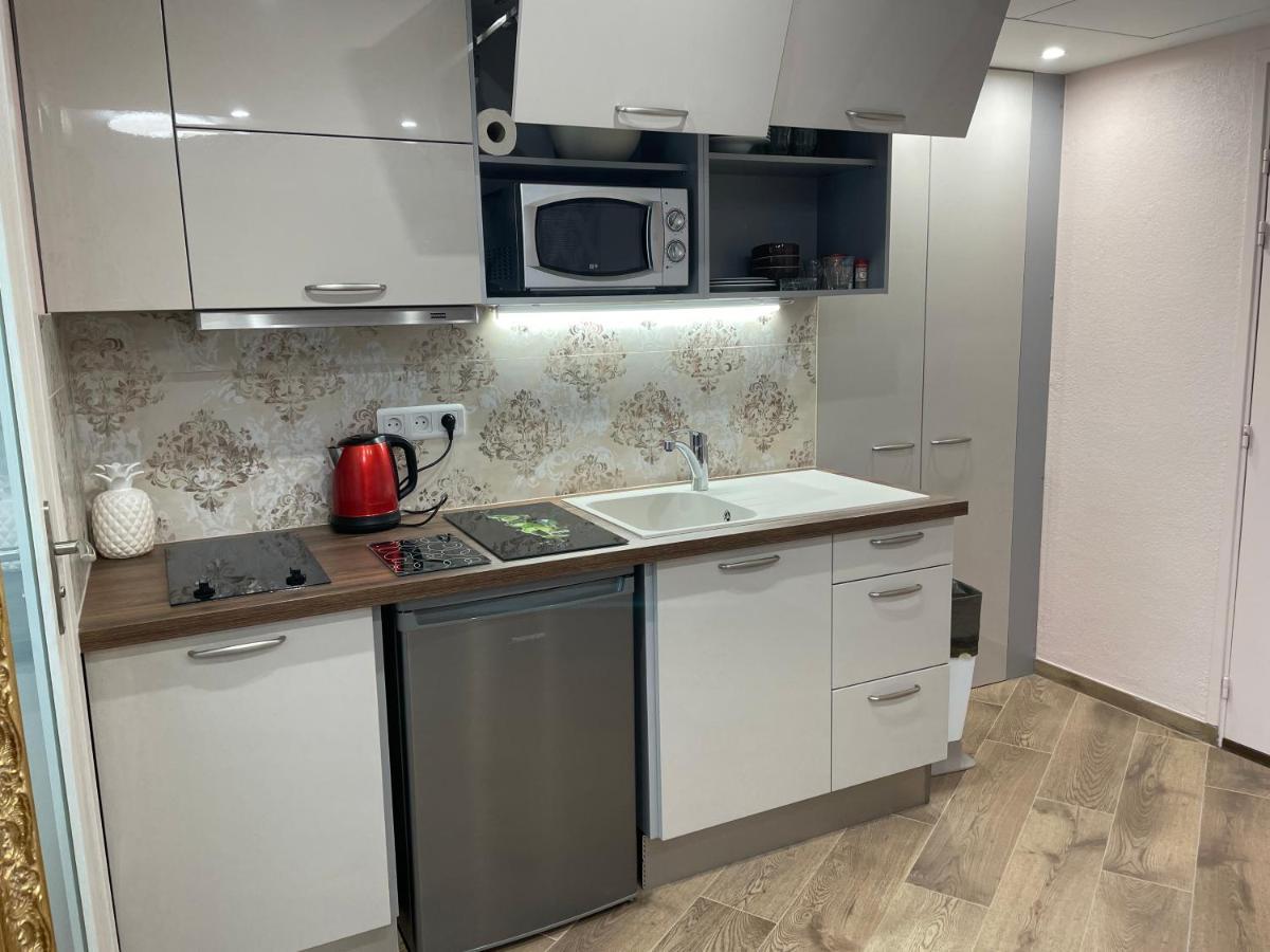 Studio With Swimming Pool 80 Meters Near The Beach Nisa Exterior foto